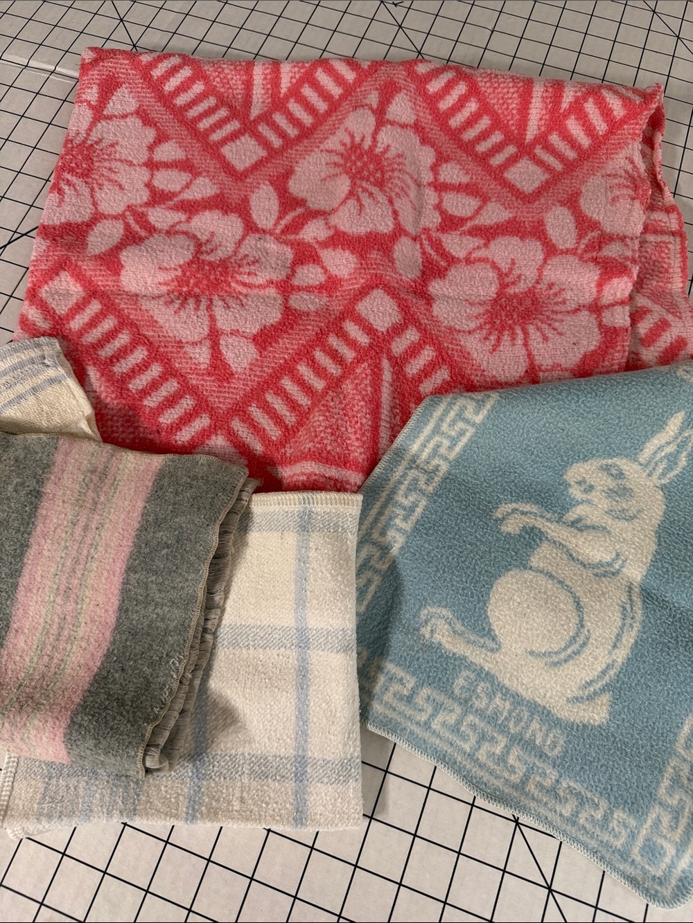 Vintage Wool Blend Blanket & Towel Cutter Quilt Textile Lot Rabbit Pink Floral